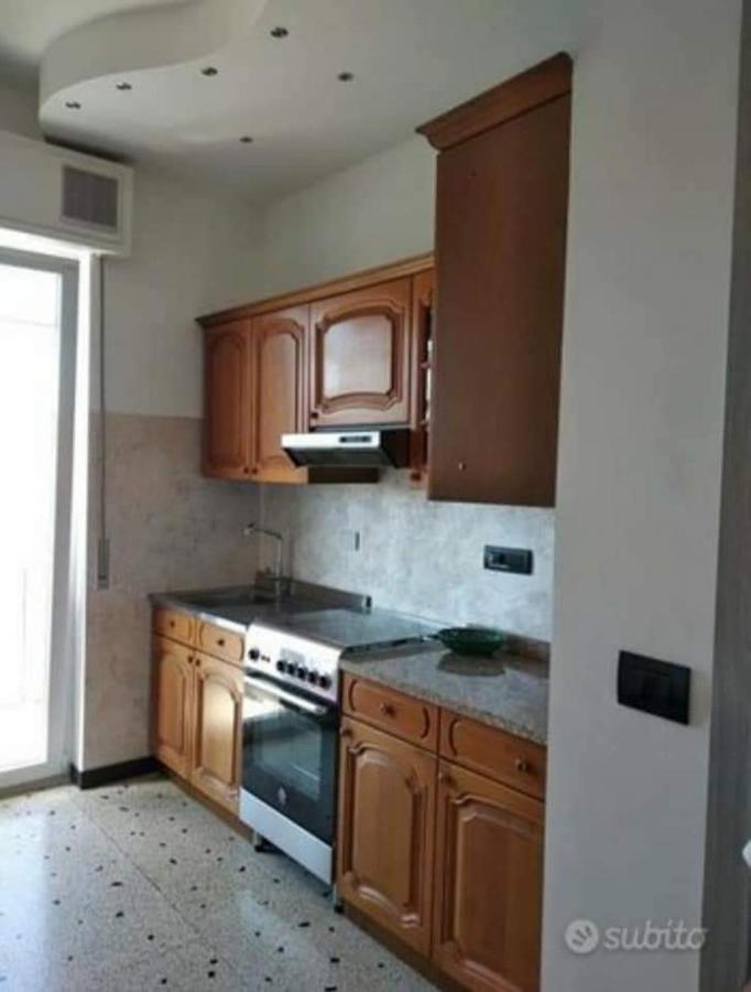 Ad Un Passo Dal Mare Savona Exterior foto